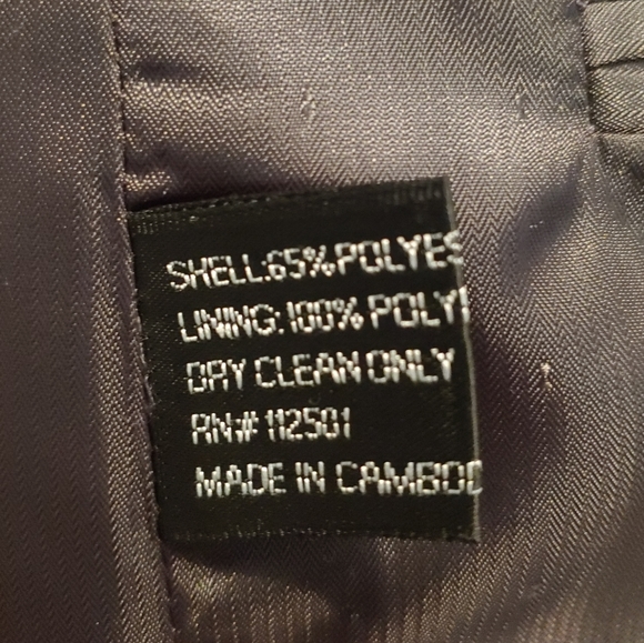 Mazzoni Men's Modern Stripes 2 button Blazer - Picture 9 of 10